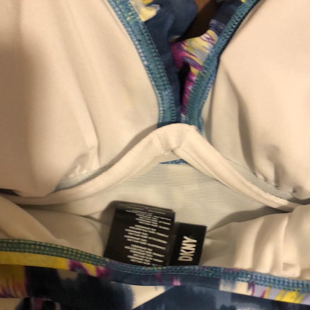 New Ruffle Plunge Tummy-Control One-Piece Swimsuit - Picture 10 of 15